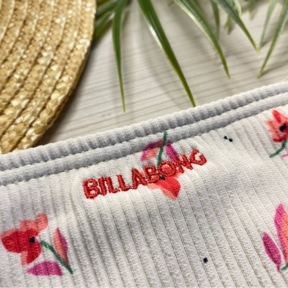 Billabong ❤️ Floral Kiss the Day Ribbed Tropic Cheeky Bikini Bottom - Picture 11 of 16
